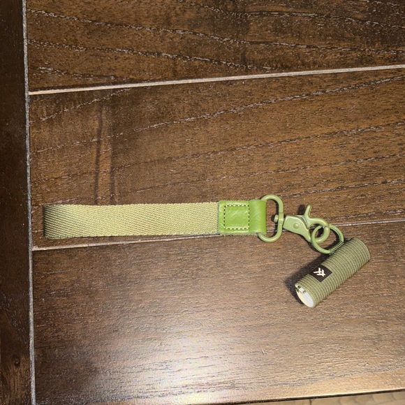 Green Keychain Accessory - Picture 1 of 1